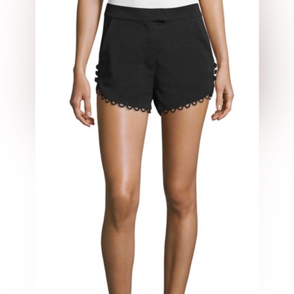 NWOT A.L.C. Lucas Scalloped Crepe Mini Shorts | XS (US 0-2) | Perfect Condition